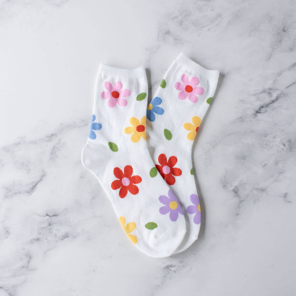Nora Floral Casual Socks: Ivory - Daily Magic