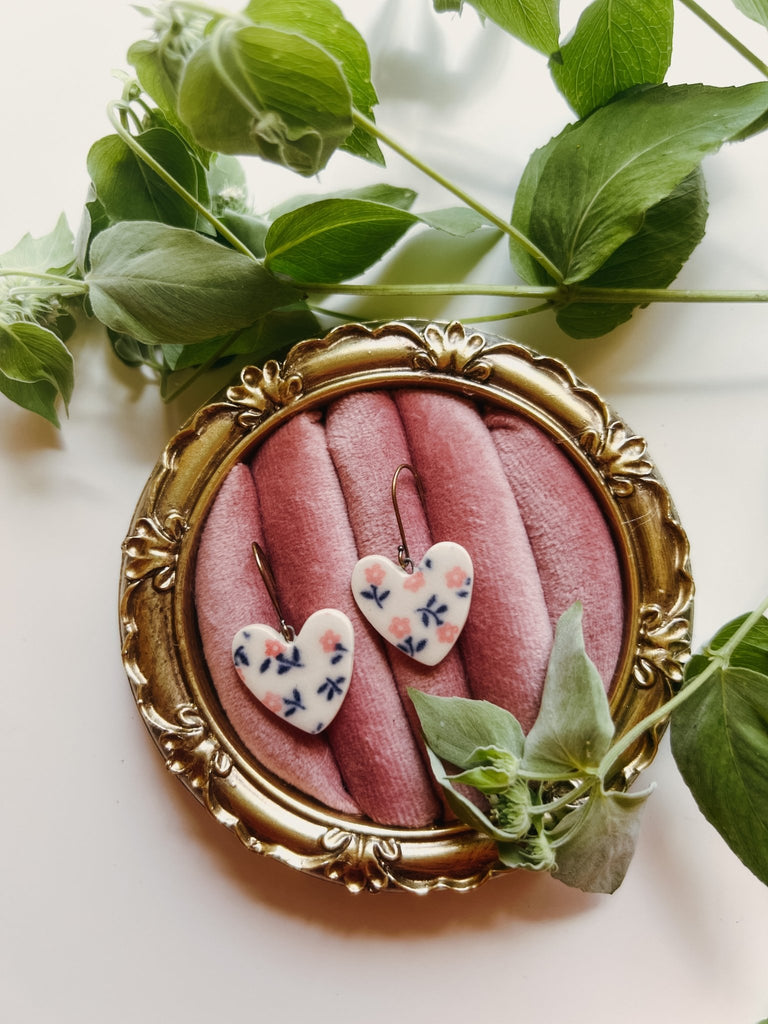 Ditsy Floral Heart Earrings - Daily Magic