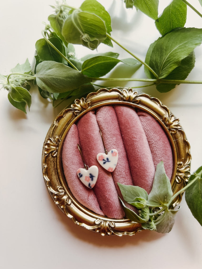 Ditsy Floral Heart Earrings - Daily Magic