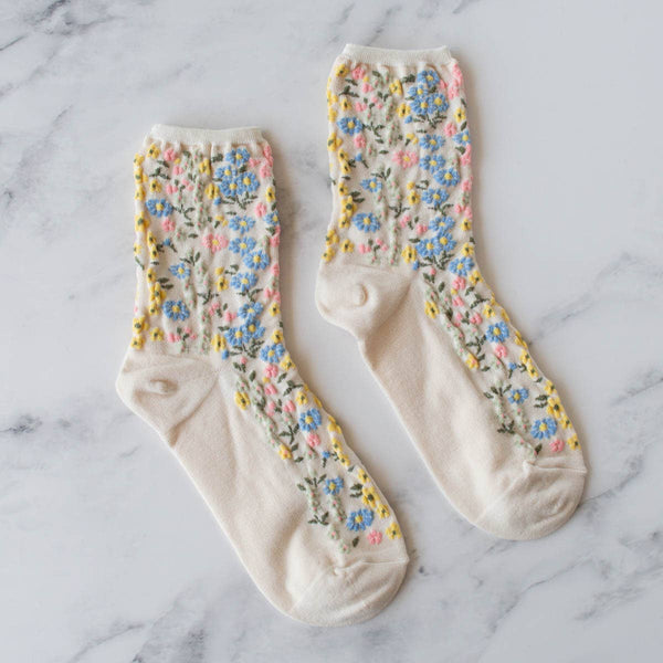 Floral Romantic Socks: Oatmeal - Daily Magic